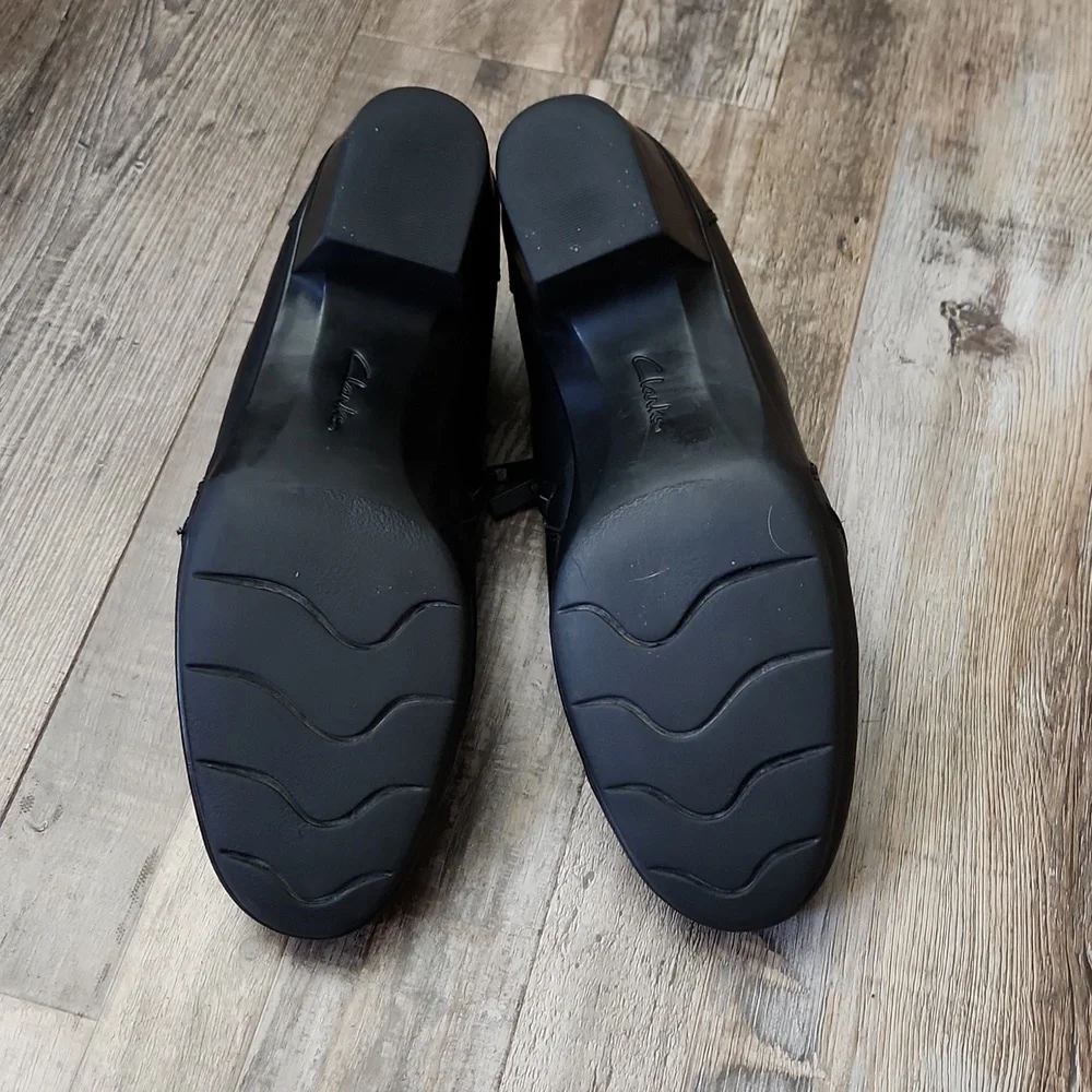 Clarks Originals Womens Emslie Warren Black Slip On Booties Size‎ 11N Neutral